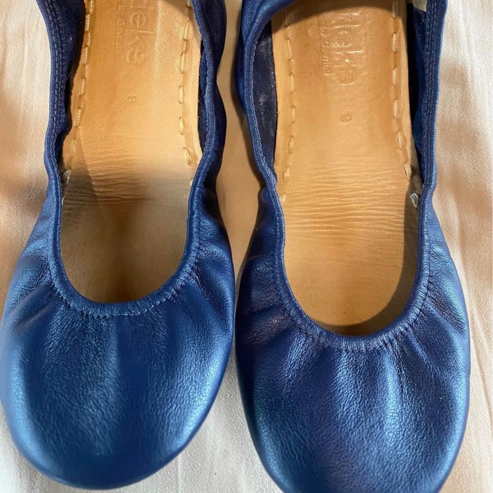 Women’s Tieks size 9 Like New